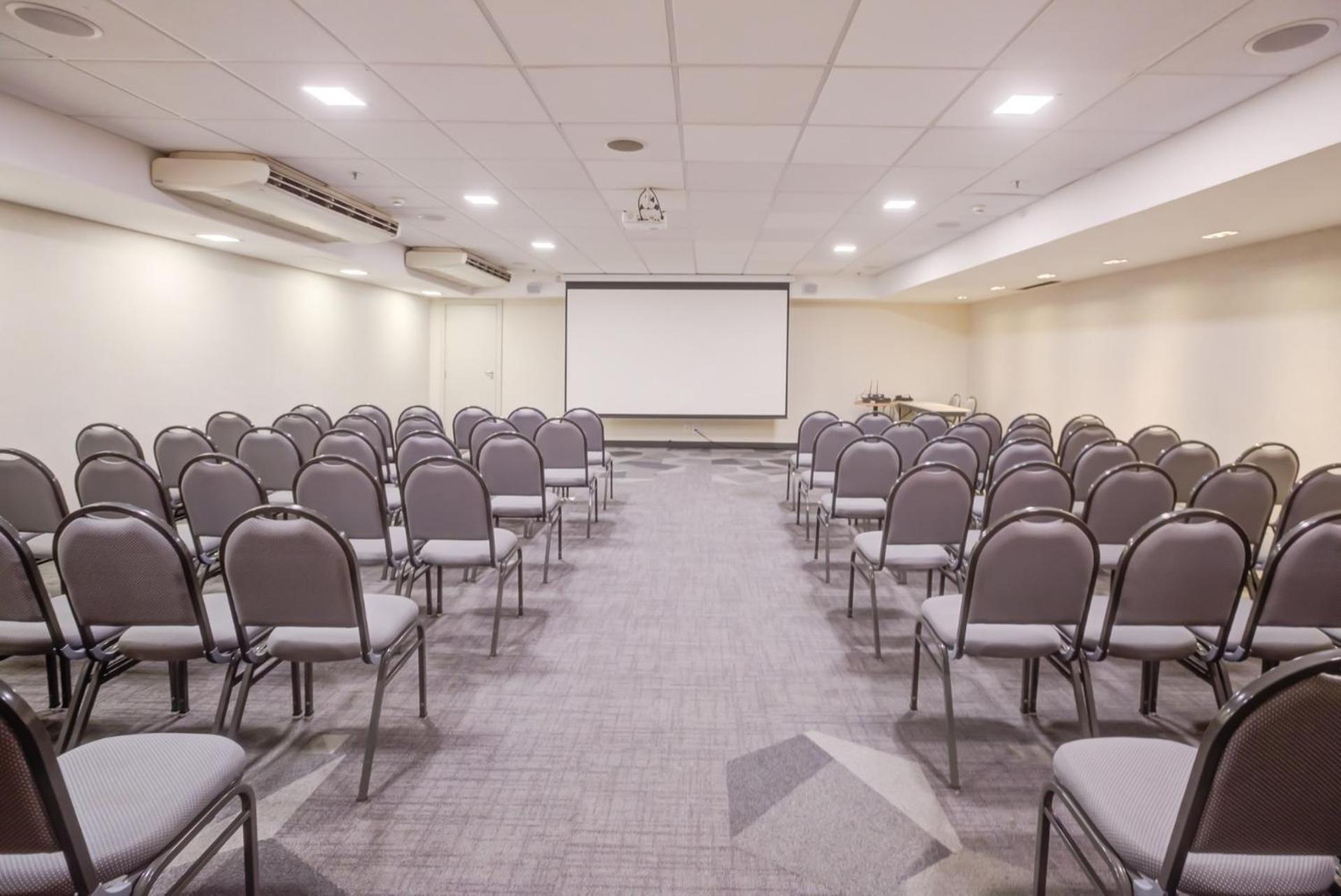 Ibis Budget Rio De Janeiro Nova America Екстер'єр фото