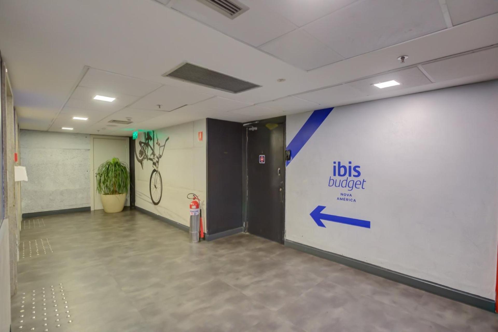 Ibis Budget Rio De Janeiro Nova America Екстер'єр фото