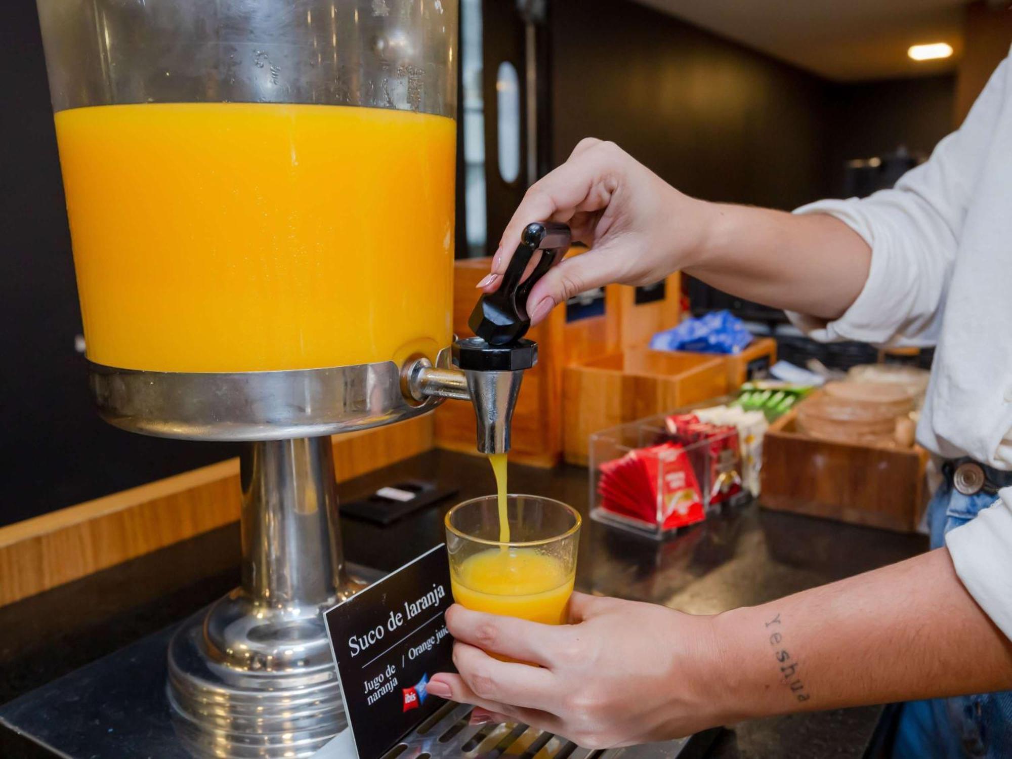 Ibis Budget Rio De Janeiro Nova America Екстер'єр фото